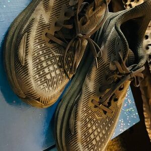 Hoka One One Men's Athletic Shoes - Black and Brown Pattern